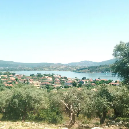 Laura_sea View_house